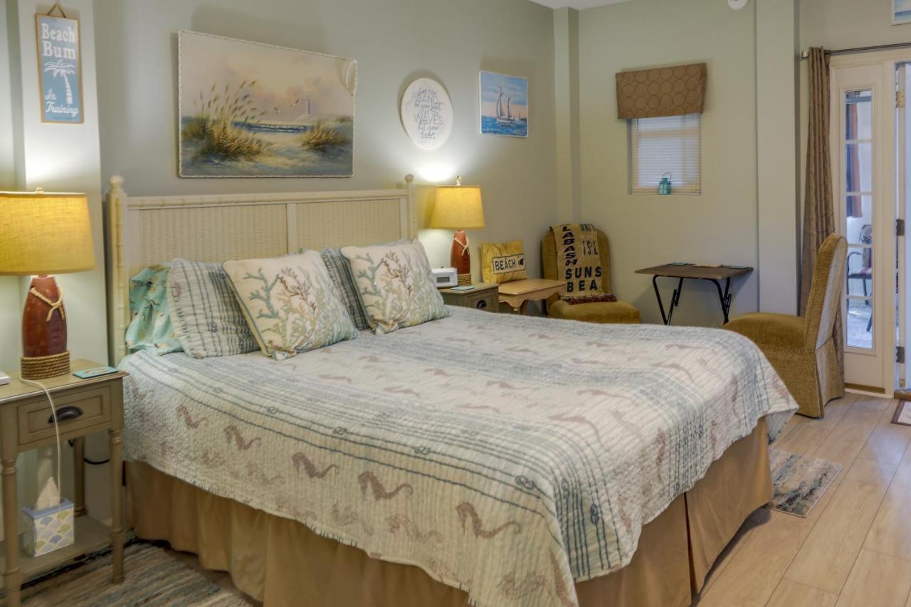 Sneads Ferry Vacation Rental Studio With Water Views Bagian luar foto