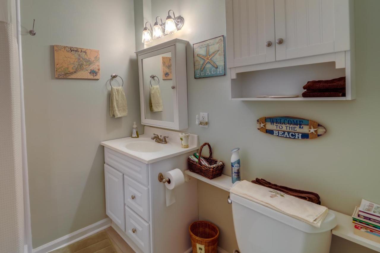 Sneads Ferry Vacation Rental Studio With Water Views Bagian luar foto